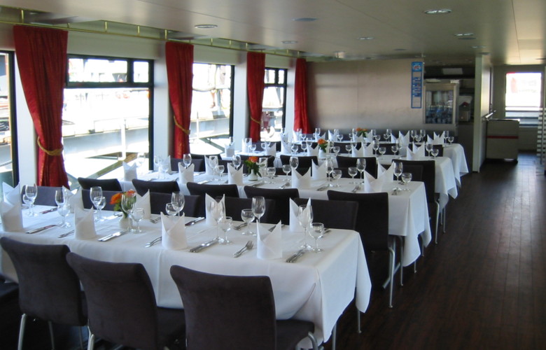 MS Alpenstadt Bludenz Salon 1 (c) VL Bodenseeschifffahrt