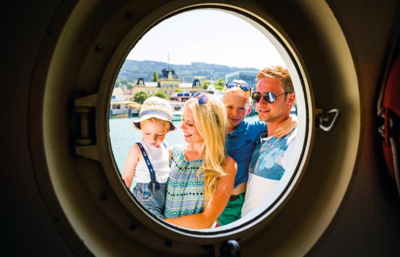 Familie Schiffs-Bullauge