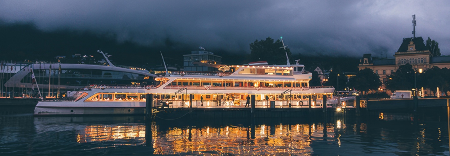 Oktoberfestschiff_2(c)raphaelsturm_hires