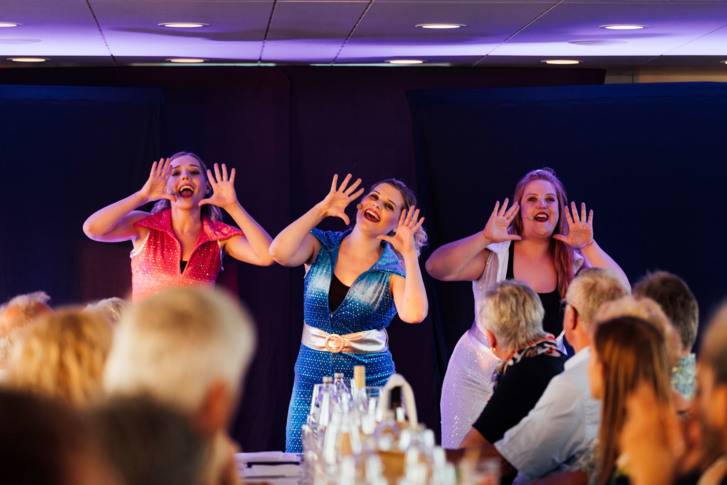 2108_V-Lines_Internetdaten_Marina_Schedler_Photography_O7A3697