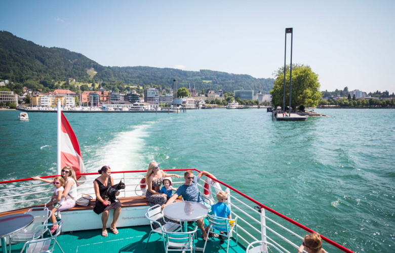 bodensee-schifffahrt-passagiere-heckdeck.jpg
