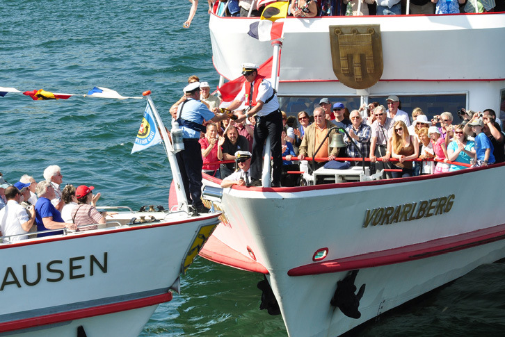 Web_Flottensternfahrt2016_727x485